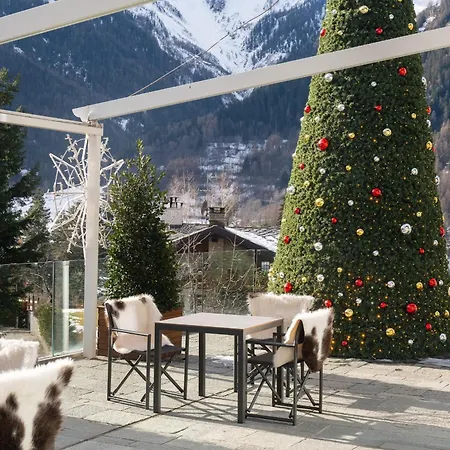 Grand Mont Blanc, By R Collection 5*