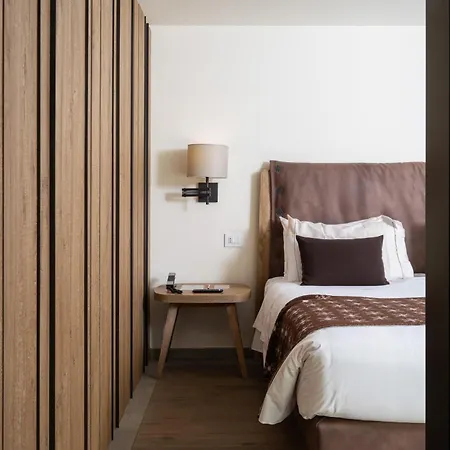 Grand Mont Blanc, By R Collection 5*