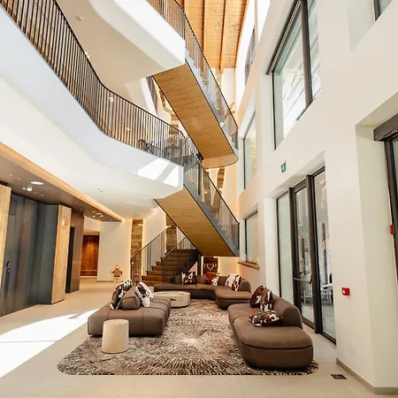 Hotel Grand Mont Blanc, By R Collection 5*