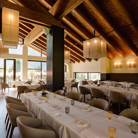 Hotel Grand Mont Blanc, By R Collection 5*