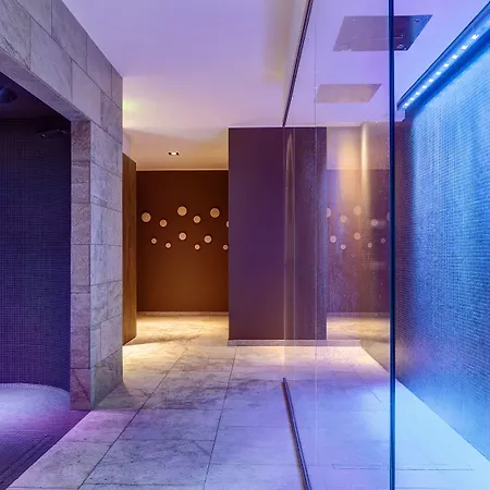 Grand Mont Blanc, By R Collection 5* Courmayeur