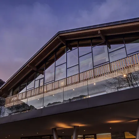 Grand Mont Blanc, By R Collection Hotel