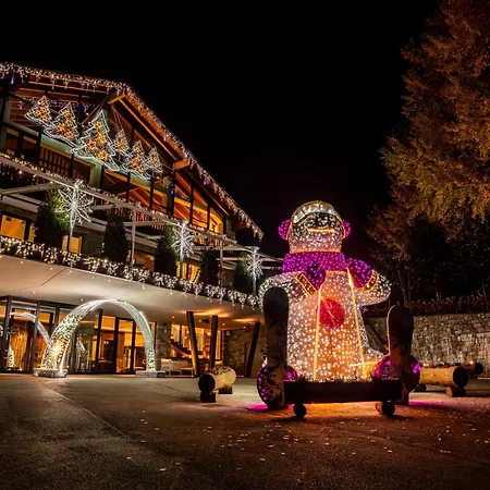 Grand Mont Blanc, By R Collection ホテル クールマイユール