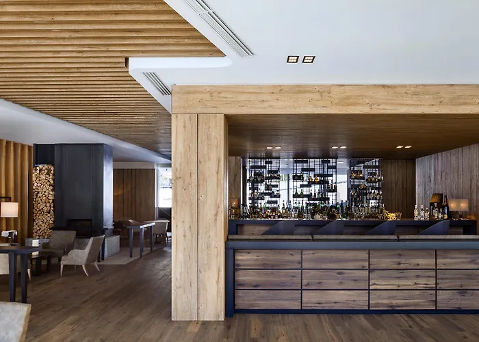 Grand Mont Blanc, By R Collection ホテル 5*