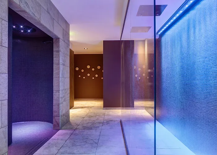 Grand Mont Blanc, By R Collection 5* クールマイユール