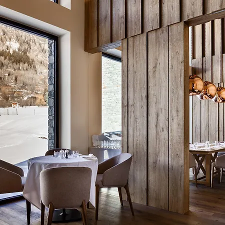 فندق Grand Mont Blanc, By R Collection 5*