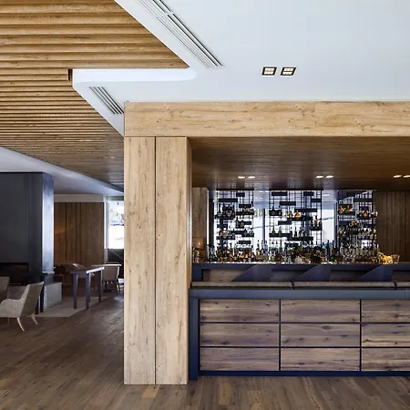 Grand Mont Blanc, By R Collection Hotel 5*