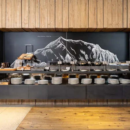 Grand Mont Blanc, By R Collection Szálloda 5*