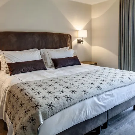 Grand Mont Blanc, By R Collection 5* Courmayeur