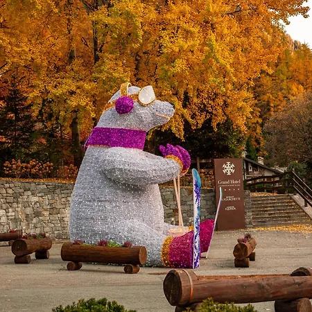 Grand Mont Blanc, By R Collection Hotel 5*