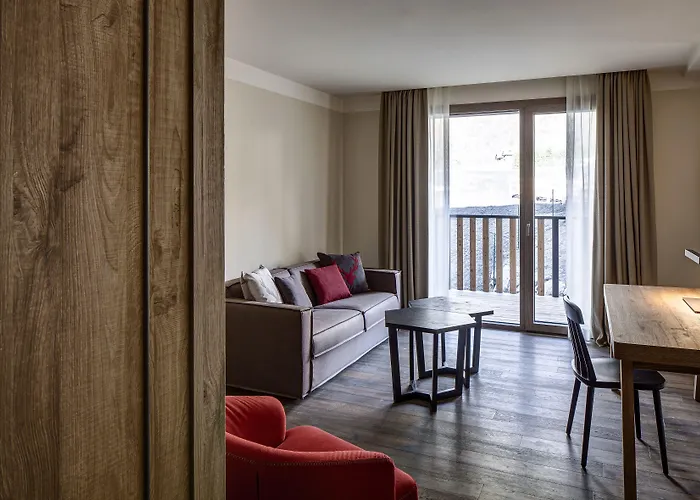 Hotel Grand Mont Blanc, By R Collection Courmayeur