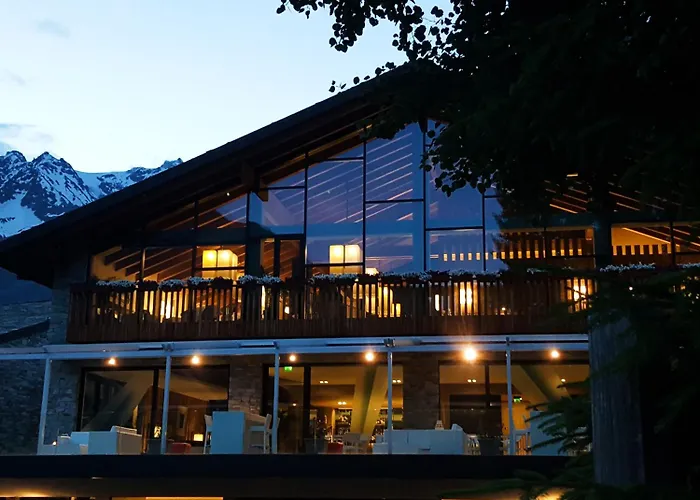 Grand Mont Blanc, By R Collection Ξενοδοχείο