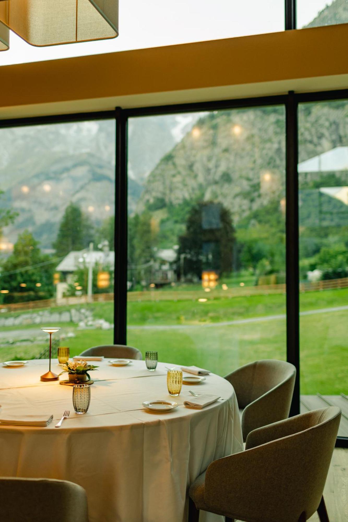 grand hotel courmayeur mont blanc by r collection hotels